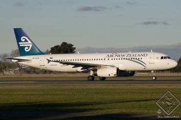 ZK-OJE (2148) 2003 Airbus A320-232