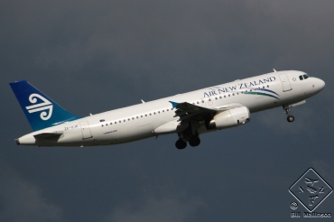 ZK-OJE (2148) 2003 Airbus A320-232