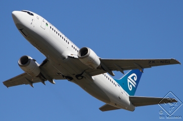 ZK-NGI (cn 25608) Boeing 737-319