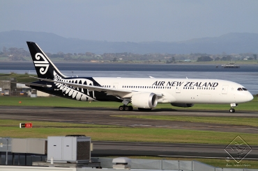 ZK-NZF (cn 34335) Boeing 787-9