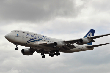 ZK-NBW (29375) 1999 Boeing 747-419