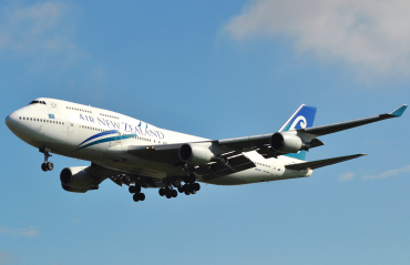 ZK-SUJ (27602) 1998 Boeing 747-4F6