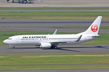 JA340J (39190) 2011 Boeing 737-846(WL)