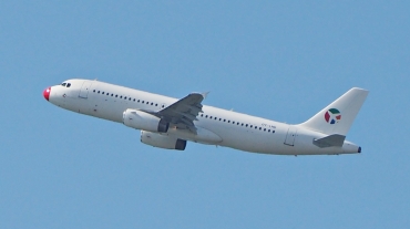 OY-LHD (113) 1990 Airbus A320-231