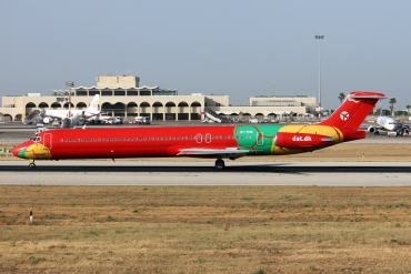 OY-RUE (cn 49936) McDonnell Douglas MD-83