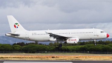 OY-RUS (447) 1993 Airbus A320-231