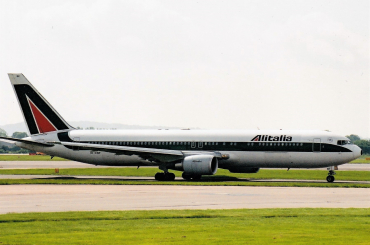 EI-CRF (25170) 1994 Boeing 767-31BER