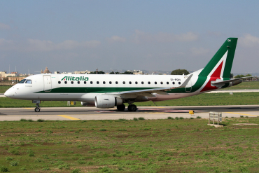 EI-RDH (17000339) Embraer 170-200STD