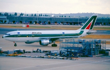 I-BUSB (101) 1980 Airbus A300B4-203