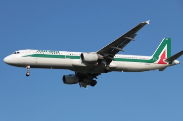 EI-IXH (940) 1999 Airbus A321-112