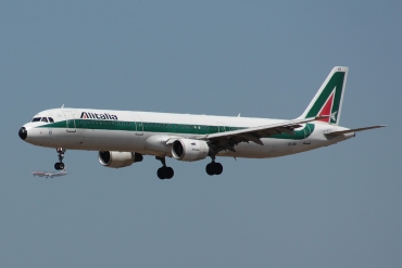 EI-IXB, (cn 0524), Airbus A321-112