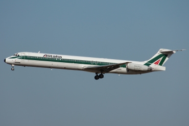 I-DANG (cn 53176) McDonnell Douglas MD-82