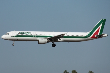 EI-IXD (cn 00532) Airbus A321-112