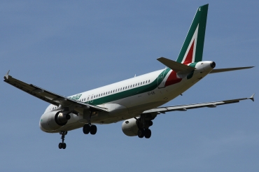 EI-EIE (4536) 2010 Airbus A320-216