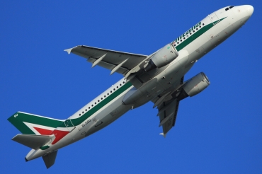 EI-DSU (3563) 2008 Airbus A320-216