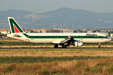 I-BIXQ (586) 1996 Airbus A321-112