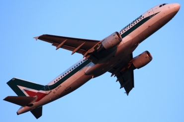 EI-DTG (3921) 2009 Airbus A320-216