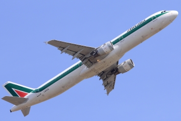 I-BIXQ (586) 1996 Airbus A321-112
