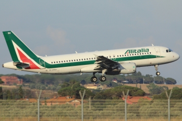 EI-DSU (3563) 2008 Airbus A320-216