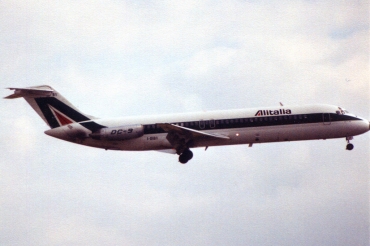 I-DIBI (cn 47129) McDonnell Douglas DC-9-32
