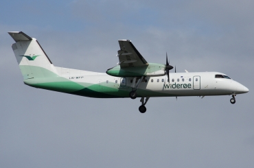 LN-WFP (495) 1998 Bombardier Dash 8-Q311
