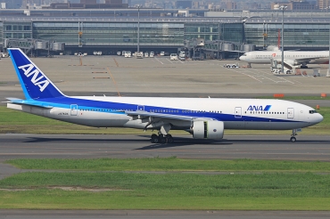 JA743A (cn 40902) Boeing 777-281ER