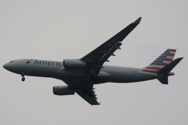 N283AY (cn 1076) Airbus A330-243