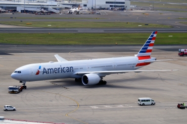 N736AT (cn 33538) Boeing 777-323ER