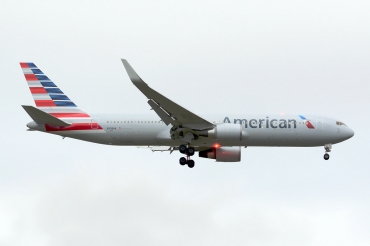 N398AN (cn 29605) Boeing 767-323ER