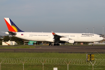 RP-C3437 (332) 2000 Airbus A340-313