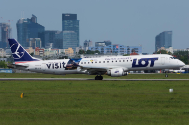 SP-LNI (19000240) Embraer 190-200IGW