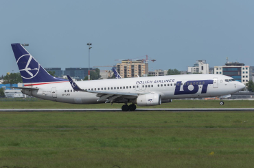 SP-LWB (32800) 2005 Boeing 737-89P(WL)