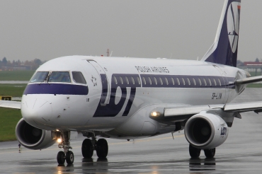 SP-LIM (17000311) Embraer 170-200LR