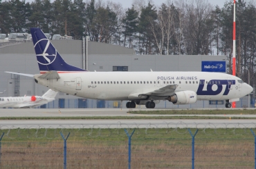 SP-LLF (28752) 1997 Boeing 737-45D