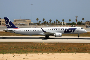 SP-LNQ (19000692) Embraer ERJ-195AR