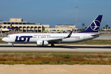 SP-LWB (32800) 2005 Boeing 737-89P(WL)