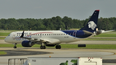 XA-ACT (cn 19000557) Embraer 190-100LR