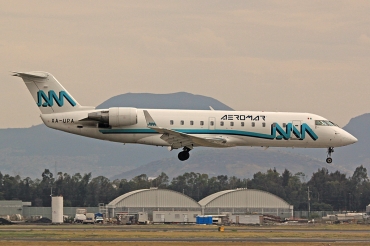 XA-UPA (cn 7545) Bombardier CRJ-200
