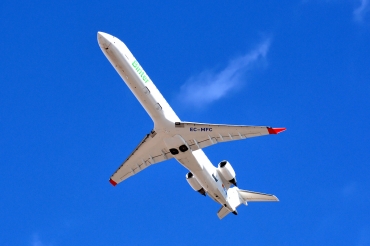 EC-MFC (cn 15065) Bombardier CRJ-900