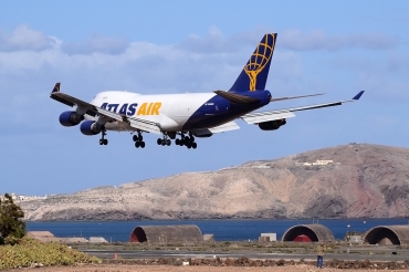 N496MC (29257) 1999 Boeing 747-47UF