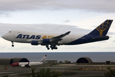 N496MC (29257) 1999 Boeing 747-47UF
