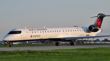 C-GJZS (15422) 2016 Bombardier CRJ-900