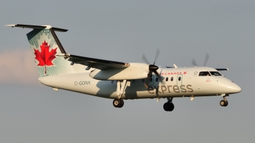 C-GONX (118) 1988  Bombardier Dash 8-102