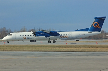 C-GHQP (4004) 1998 Bombardier Dash 8-Q402