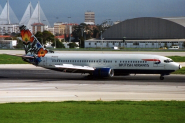 G-DOCF (cn 25407) Boeing 737-436
