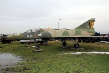 BA 21 (021) 1971 Dassault Mirage V