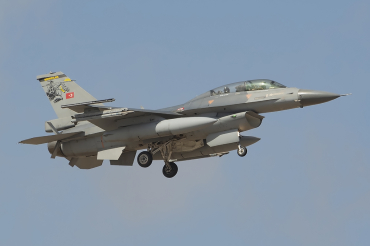 92-0022 (4S-22) General Dynamics F-16D