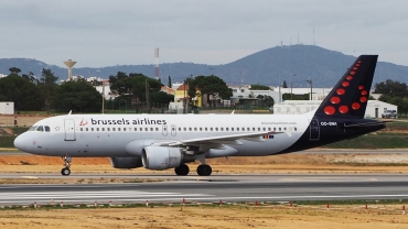 OO-SNA (cn 1441) Airbus A320-214