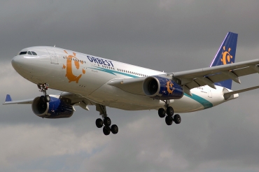 CS-TRA (461) 2002 Airbus A330-243