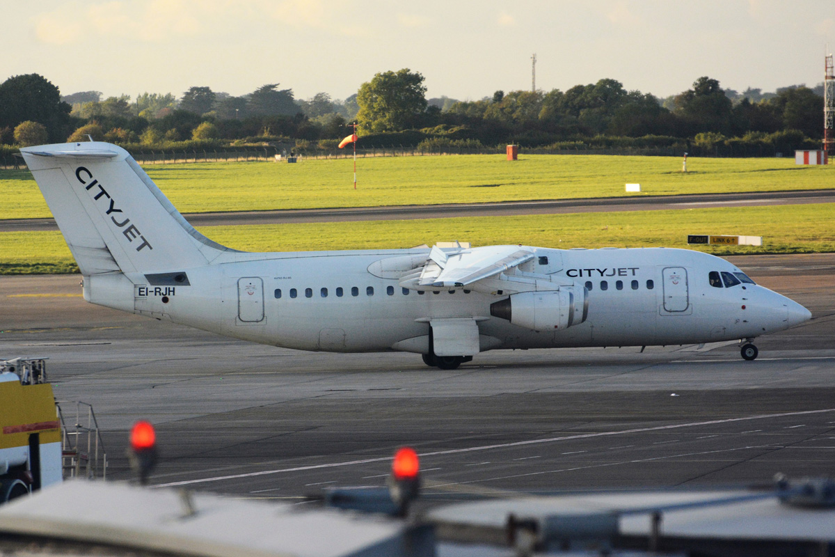 EI-RJH (E2345) 1999 British Aerospace Avro RJ85